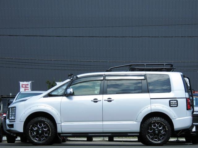 デリカＤ：５ Ｐ　アルパインビックＸ１１型ナビ＆１２．８型後席モニター◆ＥＴＣ２．０◆ＫＡＤＤＩＳルーフラック＆Ｒラダー＆トレイルヒッチ＆テールガード◆ＸＪ０６ホイール＆ＢＦＡＴタイヤ◆ＪＡＯＳオバフェン＆ＬＥＤグリル（20枚目）