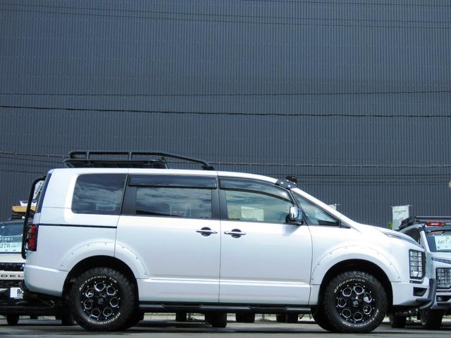 デリカＤ：５ Ｐ　アルパインビックＸ１１型ナビ＆１２．８型後席モニター◆ＥＴＣ２．０◆ＫＡＤＤＩＳルーフラック＆Ｒラダー＆トレイルヒッチ＆テールガード◆ＸＪ０６ホイール＆ＢＦＡＴタイヤ◆ＪＡＯＳオバフェン＆ＬＥＤグリル（21枚目）