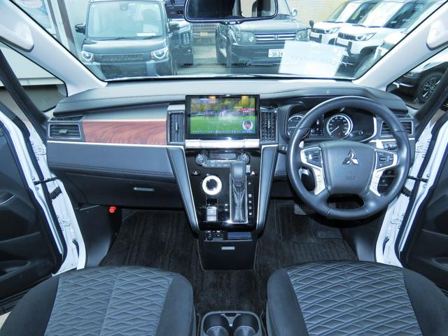 デリカＤ：５ Ｐ　アルパインビックＸ１１型ナビ＆１２．８型後席モニター◆ＥＴＣ２．０◆ＫＡＤＤＩＳルーフラック＆Ｒラダー＆トレイルヒッチ＆テールガード◆ＸＪ０６ホイール＆ＢＦＡＴタイヤ◆ＪＡＯＳオバフェン＆ＬＥＤグリル（32枚目）