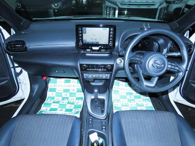 ヤリスクロス Ｚ　ブラインドスポットモニター横滑り防止装置／イモビライザー／ナビバックカメラ／レダクル／スマートキーＬＥＤヘッドライト／ＥＴＣ／前席シートヒーター／ステアリングヒーター／Ｂｌｕｅｔｏｏｈ／レーンアシスト（2枚目）