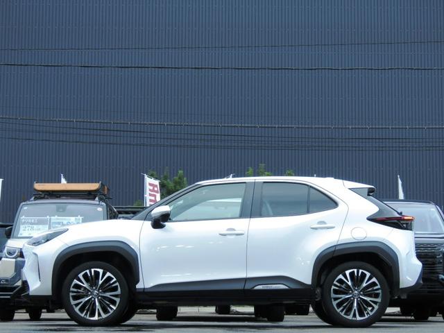 ヤリスクロス Ｚ　ブラインドスポットモニター横滑り防止装置／イモビライザー／ナビバックカメラ／レダクル／スマートキーＬＥＤヘッドライト／ＥＴＣ／前席シートヒーター／ステアリングヒーター／Ｂｌｕｅｔｏｏｈ／レーンアシスト（17枚目）