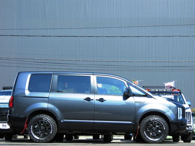 デリカD:5 シャモニー 4WDターボ/アルパイン11型ディプレイオーディオ&ETC2.0/マーテルギアゴーレム&BFATタイヤ/AMZ前後マットフラップ/前席シート&ステアリングヒーター/レダクル/両側Pスラドア8人乗り(18枚目)