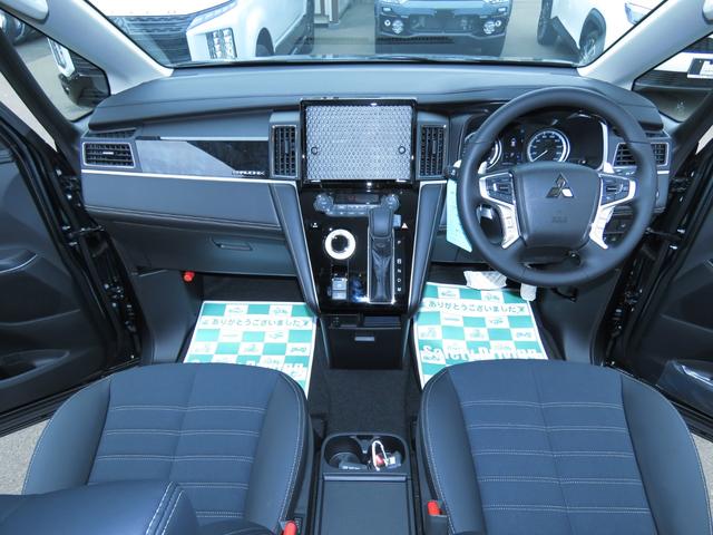 デリカD:5 シャモニー 4WDターボ/アルパイン11型ディプレイオーディオ&ETC2.0/マーテルギアゴーレム&BFATタイヤ/AMZ前後マットフラップ/前席シート&ステアリングヒーター/レダクル/両側Pスラドア8人乗り(31枚目)