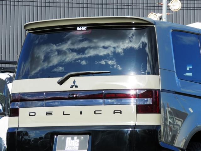 デリカＤ：５ シャモニー　４ＷＤ／ＮＥＷ全塗装ヴィンテージ仕様ＤＥＡＮクロスカントリー＆ＢＦグッドリッチＡＴタイヤＧＯＱＢＵＴＯ－ＲＥＶＯバンパーガードラプター塗装／ＭＡＤＬＹＳスモークテールガーニッシュＩＰＦドアプロテクター（15枚目）