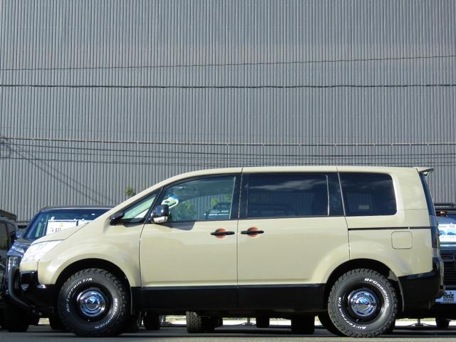 デリカＤ：５ シャモニー　４ＷＤ／ＮＥＷ全塗装ヴィンテージ仕様ＤＥＡＮクロスカントリー＆ＢＦグッドリッチＡＴタイヤＧＯＱＢＵＴＯ－ＲＥＶＯバンパーガードラプター塗装／ＭＡＤＬＹＳスモークテールガーニッシュＩＰＦドアプロテクター（16枚目）