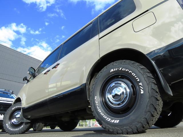 デリカＤ：５ シャモニー　４ＷＤ／ＮＥＷ全塗装ヴィンテージ仕様ＤＥＡＮクロスカントリー＆ＢＦグッドリッチＡＴタイヤＧＯＱＢＵＴＯ－ＲＥＶＯバンパーガードラプター塗装／ＭＡＤＬＹＳスモークテールガーニッシュＩＰＦドアプロテクター（21枚目）