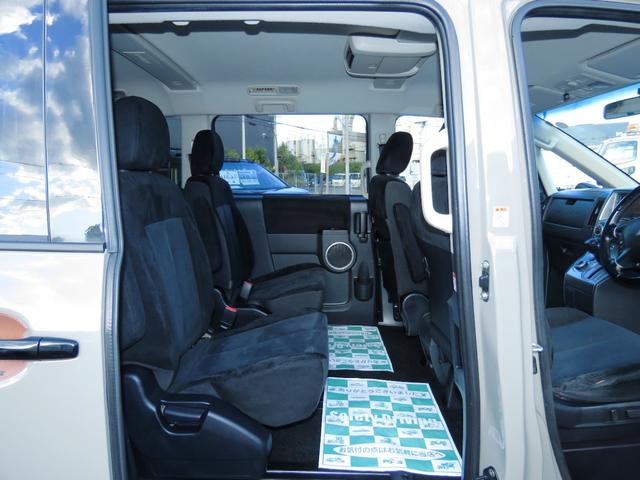 デリカＤ：５ シャモニー　４ＷＤ／ＮＥＷ全塗装ヴィンテージ仕様ＤＥＡＮクロスカントリー＆ＢＦグッドリッチＡＴタイヤＧＯＱＢＵＴＯ－ＲＥＶＯバンパーガードラプター塗装／ＭＡＤＬＹＳスモークテールガーニッシュＩＰＦドアプロテクター（31枚目）