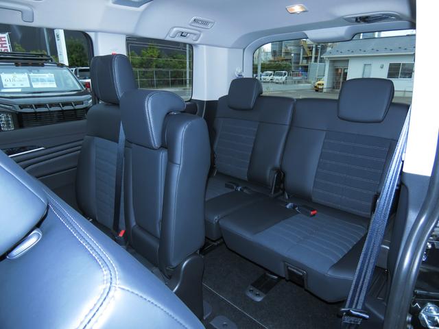 デリカＤ：５の３列目シートは大人が乗ってもゆったり乗る事が出来ます