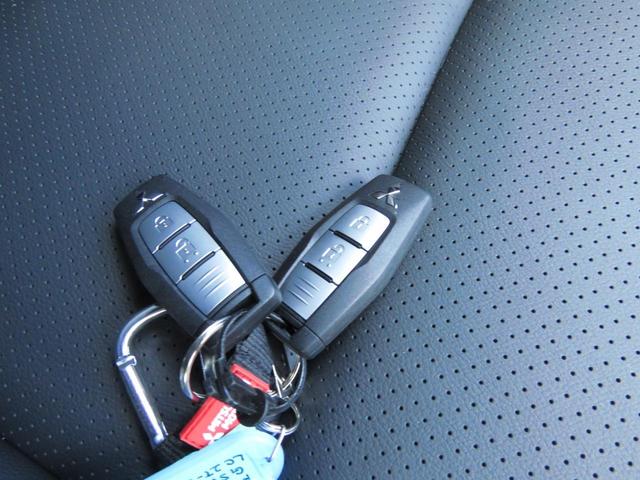 �X�}�[�g�L�[�͂Q�I�X���C�h�h�A�̊J���X�}�[�g�L�[�ő���ł��܂��I