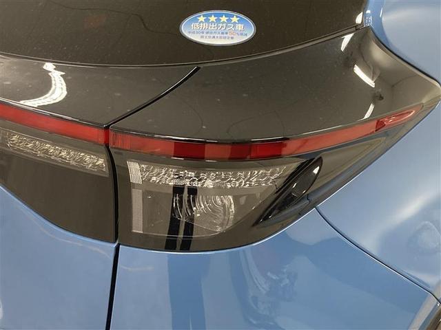ヤリスクロス Ｇ　４ＷＤ　ＤＶＤ再生　ミュージックプレイヤー接続可　バックカメラ　衝突被害軽減システム　ＥＴＣ　ＬＥＤヘッドランプ　ワンオーナー　アルミホイール　運・助・サイドエアバッグ　ＡＢＳ　スマートキー（7枚目）