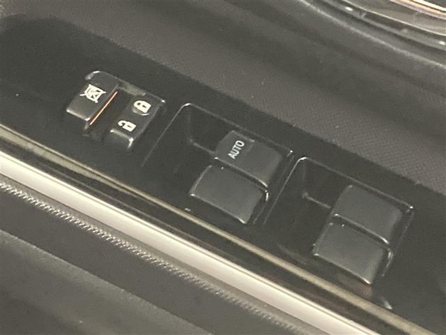アクア クロスオーバー グラム フルセグ メモリーナビ DVD再生 バックカメラ 衝突被害軽減システム ETC LEDヘッドランプ ワンオーナー(29枚目)