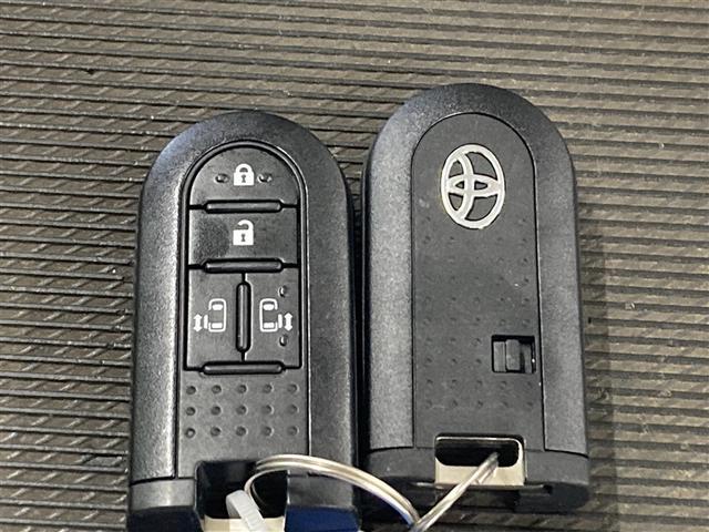 タンク カスタムＧ　Ｓ　ワンセグ　メモリーナビ　ミュージックプレイヤー接続可　バックカメラ　衝突被害軽減システム　両側電動スライド　ＬＥＤヘッドランプ　アイドリングストップ（39枚目）