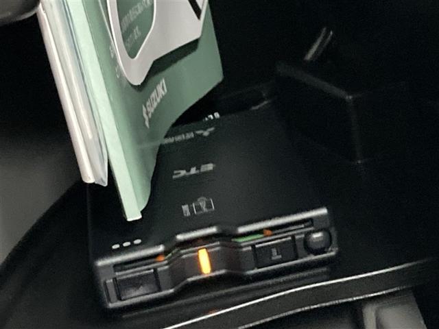 高速道路などで便利なＥＴＣも付いています。ゲートの通過もスムーズです。　ＥＴＣカードを忘れずに！