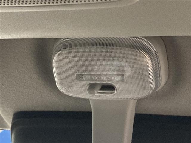 室内はもちろん、表情も明るく照らします。