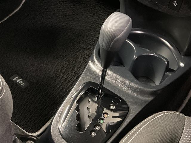 ヴィッツ ハイブリッドＦ　セーフティーエディションＩＩＩ　フルセグ　メモリーナビ　ＤＶＤ再生　バックカメラ　衝突被害軽減システム　ＥＴＣ　ＬＥＤヘッドランプ（28枚目）