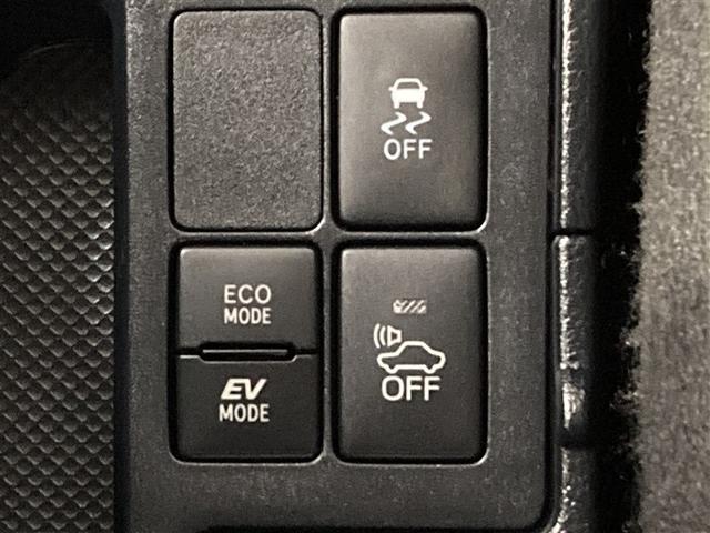 ヴィッツ ハイブリッドＦ　セーフティーエディションＩＩＩ　フルセグ　メモリーナビ　ＤＶＤ再生　バックカメラ　衝突被害軽減システム　ＥＴＣ　ＬＥＤヘッドランプ（29枚目）