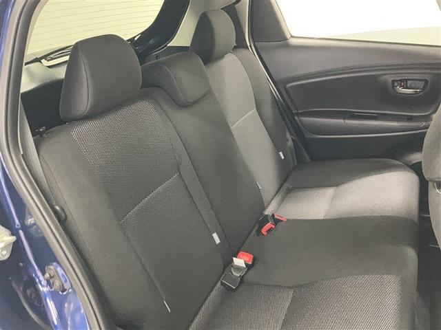 ヴィッツ ハイブリッドＦ　セーフティーエディションＩＩＩ　フルセグ　メモリーナビ　ＤＶＤ再生　バックカメラ　衝突被害軽減システム　ＥＴＣ　ＬＥＤヘッドランプ（34枚目）