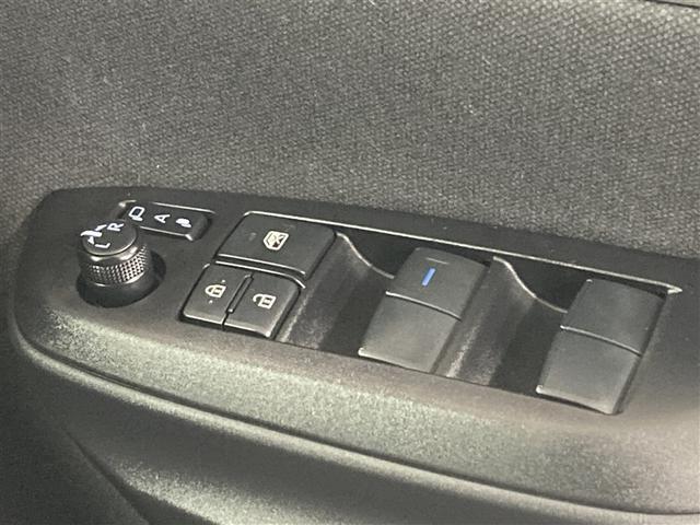 ヤリスクロス ハイブリッドG メモリーナビ DVD再生 ミュージックプレイヤー接続可 バックカメラ 衝突被害軽減システム ETC(30枚目)