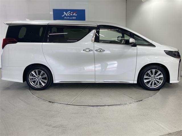 アルファード ２．５Ｓ　タイプゴールド　メモリーナビ　ＤＶＤ再生　ミュージックプレイヤー接続可　バックカメラ　衝突被害軽減システム　ＥＴＣ　ドラレコ　両側電動スライド　ＬＥＤヘッドランプ　乗車定員７人　３列シート　ワンオーナー（9枚目）