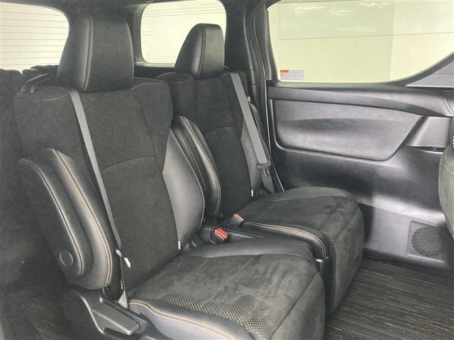 アルファード ２．５Ｓ　タイプゴールド　メモリーナビ　ＤＶＤ再生　ミュージックプレイヤー接続可　バックカメラ　衝突被害軽減システム　ＥＴＣ　ドラレコ　両側電動スライド　ＬＥＤヘッドランプ　乗車定員７人　３列シート　ワンオーナー（33枚目）