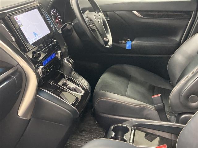 アルファード ２．５Ｓ　タイプゴールド　メモリーナビ　ＤＶＤ再生　ミュージックプレイヤー接続可　バックカメラ　衝突被害軽減システム　ＥＴＣ　ドラレコ　両側電動スライド　ＬＥＤヘッドランプ　乗車定員７人　３列シート　ワンオーナー（36枚目）