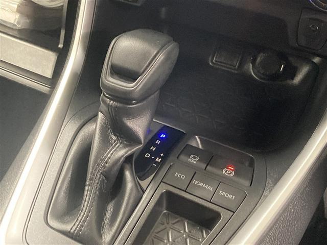 �V�t�g���o�[�͈����₷���A��ɂȂ��ތ`��B���L�΂��΃��o�[�Ɏ��R�ɓ͂����傤�ǂ����ʒu�ɔz�u����Ă��܂��B