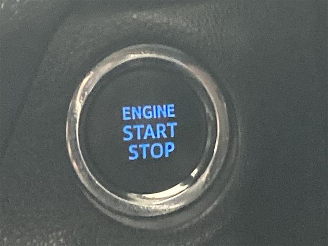 �X�}�[�g�L�[���g�т��Ă���΁A�u���[�L�𓥂݂Ȃ���X�C�b�`�����������ŃG���W�����n���o���܂��B