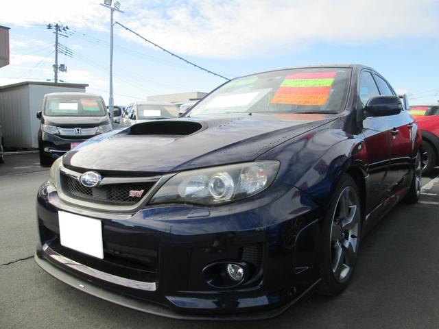 インプレッサ ＷＲＸ　ＳＴｉ　関西仕入れ　４ＷＤ　６速ＭＴ　カロッツエリア製フルセグ対応メモリーナビ　ＳＴｉフロントスポイラー　ＳＴｉスプリング　純正１８ＡＷ　タイヤ新品　ハーフレザーパワーシート　社外レーダー探知機　スマートキー（3枚目）