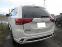 アウトランダーPHEV Sエディション 岩手県内仕入れ サンルーフ 衝突被害軽減ブレーキシステム/誤発進抑制機能 純正ハーフレザーパワーシート スマートフォン連携ディスプレイオーディオ マルチアラウンドモニター 純正18AW スマートキー 中古車画像_4