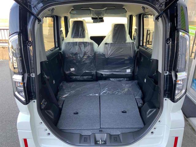 スペーシアカスタム ハイブリッドＸＳターボ　４ＷＤ　全周囲カメラ　両側電動スライドドア　ナビ　ＴＶ　クリアランスソナー　オートクルーズコントロール　レーンアシスト　衝突被害軽減システム　オートライト　ＬＥＤヘッドランプ　スマートキー（19枚目）