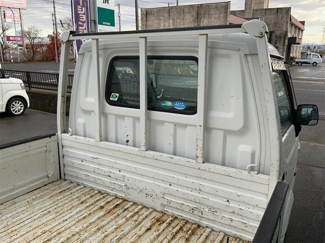 ボンゴトラック ＤＸ　４ＷＤ　ＭＴ　ワンオーナー　キーレスエントリー　エアコン　パワーウィンドウ　積載量１０００Ｋｇ（9枚目）