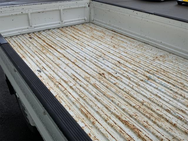 ボンゴトラック ＤＸ　４ＷＤ　ＭＴ　ワンオーナー　キーレスエントリー　エアコン　パワーウィンドウ　積載量１０００Ｋｇ（10枚目）