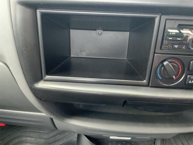 ボンゴトラック ＤＸ　４ＷＤ　ＭＴ　ワンオーナー　キーレスエントリー　エアコン　パワーウィンドウ　積載量１０００Ｋｇ（30枚目）