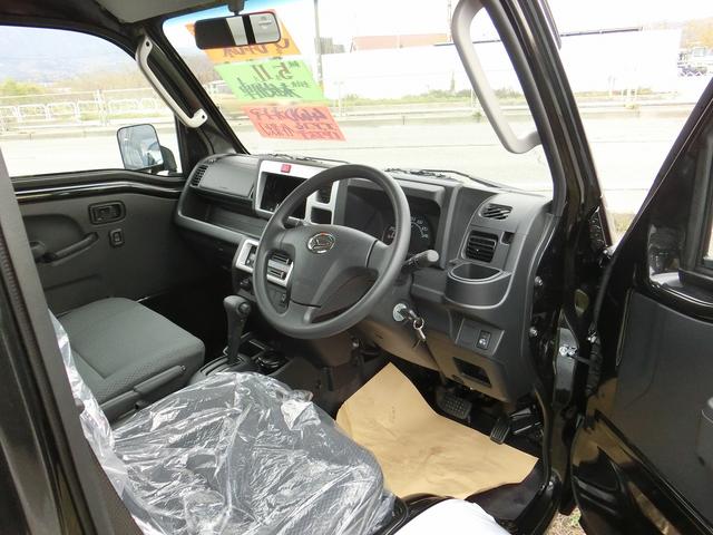 ジャンボ　４ＷＤ　届け出済み未使用車　エアコン　パワーステアリング　運転席エアバッグ　ＡＴ(3枚目)