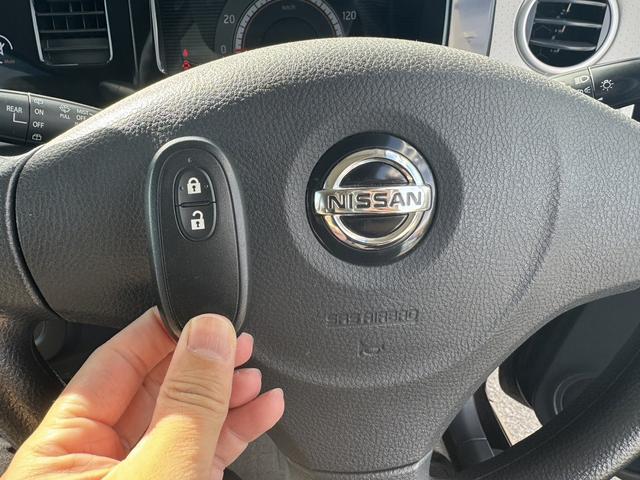 モコ Ｘ　ＦＯＵＲ　４ＷＤ　ＥＴＣ　スマートキー　電動格納ミラー　シートヒーター　ベンチシート　ＣＶＴ　盗難防止システム　ＡＢＳ　ＣＤ　ＵＳＢ　衝突安全ボディ　エアコン　パワーステアリング　パワーウィンドウ（10枚目）