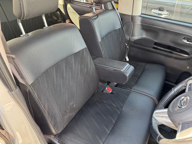 タント カスタムＲＳ　トップエディションＳＡＩＩ　４ＷＤ　両側電動スライドドア　衝突被害軽減システム　オートライト　ＬＥＤヘッドランプ　スマートキー　アイドリングストップ　電動格納ミラー　ベンチシート　ＣＶＴ　盗難防止システム　ＡＢＳ　ＥＳＣ　ＣＤ（13枚目）