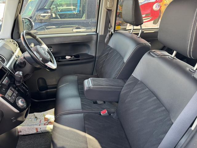 タント カスタムＲＳ　トップエディションＳＡＩＩ　４ＷＤ　両側電動スライドドア　衝突被害軽減システム　オートライト　ＬＥＤヘッドランプ　スマートキー　アイドリングストップ　電動格納ミラー　ベンチシート　ＣＶＴ　盗難防止システム　ＡＢＳ　ＥＳＣ　ＣＤ（22枚目）