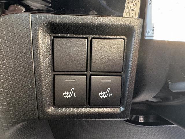 タント カスタムＸ　４ＷＤ　バックカメラ　両側電動スライドドア　クリアランスソナー　衝突被害軽減システム　オートライト　ＬＥＤヘッドランプ　スマートキー　アイドリングストップ　電動格納ミラー　シートヒーター　ベンチシート（8枚目）