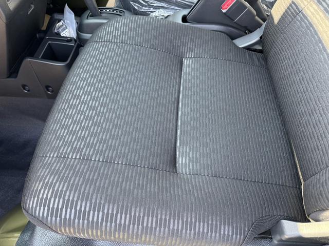 ハイゼットトラック ジャンボエクストラ　４ＷＤ　軽トラック　ＣＶＴ　衝突被害軽減システム　クリアランスソナー　スマートキー　アイドリングストップ　電動格納ミラー　オートライト　ＥＳＣ（14枚目）