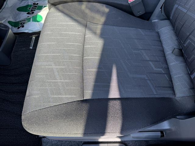 ご覧頂きまして誠に有難うございます！！是非ご来店して頂き、実際にご覧になって頂ければと思います。お客様からのご連絡をスタッフ一同、心よりお待ちしております