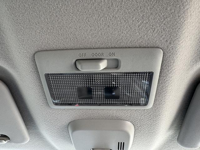 ご覧頂きまして誠に有難うございます！！是非ご来店して頂き、実際にご覧になって頂ければと思います。お客様からのご連絡をスタッフ一同、心よりお待ちしております