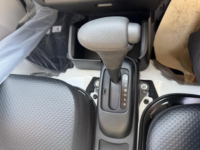 ハイゼットトラック 多目的ダンプ 4WD CVT 衝突被害軽減システム クリアランスソナー アイドリングストップ オートライト ESC エアコン(10枚目)