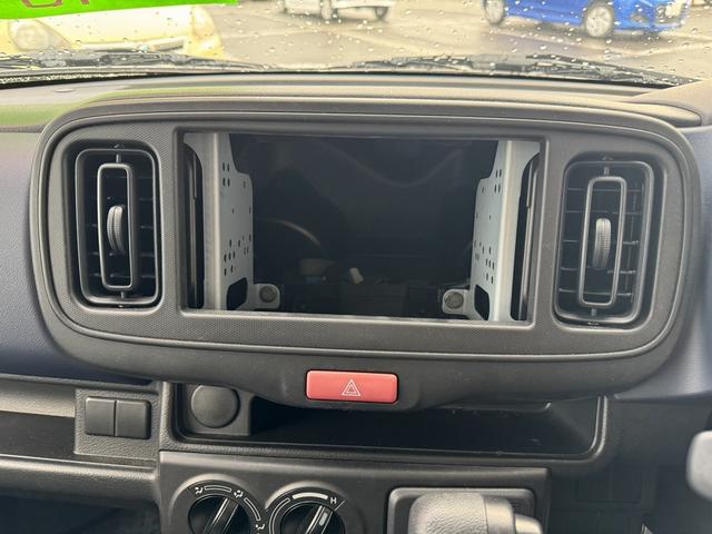 アルト L 4WD クリアランスソナー レーンアシスト 衝突被害軽減システム キーレスエントリー アイドリングストップ 電動格納ミラー シートヒーター CVT 盗難防止システム ABS ESC 衝突安全ボディ(7枚目)