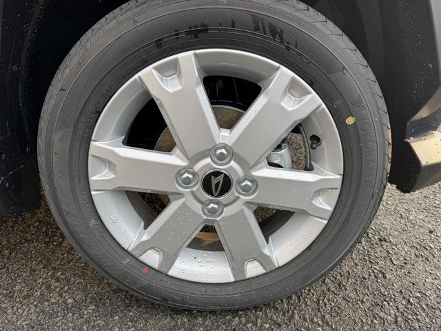 タフト Ｇ　クロムベンチャー　ディスプレイオーディオ　４ＷＤ　ＴＶ　クリアランスソナー　オートクルーズコントロール　衝突被害軽減システム　ＬＥＤヘッドランプ　ヘッドライトウォッシャー　電動格納ミラー　シートヒーター（4枚目）