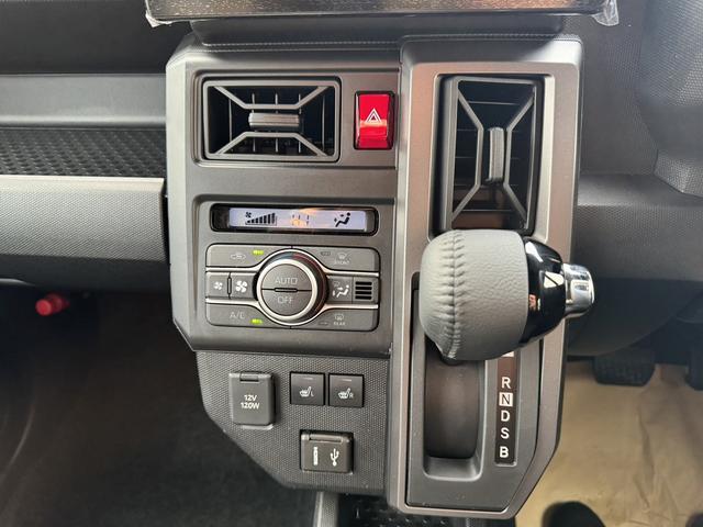 タフト Ｇ　クロムベンチャー　ディスプレイオーディオ　４ＷＤ　ＴＶ　クリアランスソナー　オートクルーズコントロール　衝突被害軽減システム　ＬＥＤヘッドランプ　ヘッドライトウォッシャー　電動格納ミラー　シートヒーター（8枚目）