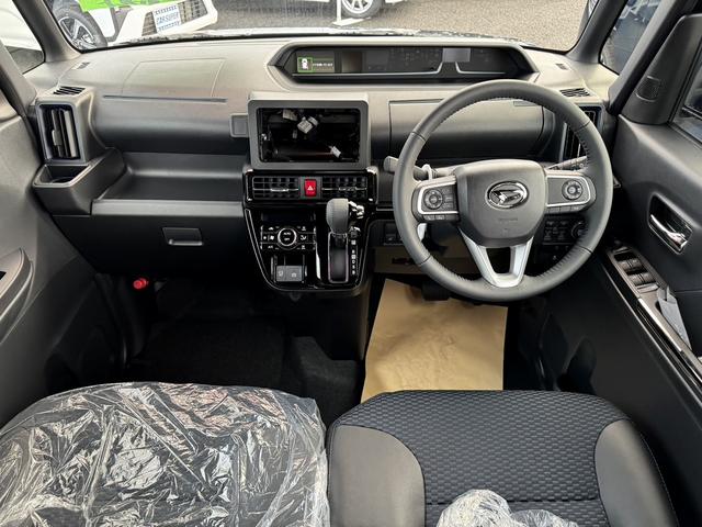 運転者にとっては日々使用することとなる運転席です。運転席が快適だと運転に集中することができますね。