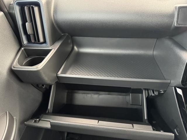 この度は当店のお車をご覧になっていただき、誠にありがとうございます。ぜひじっくりとご検討下さい。気軽にお問合せ・お見積りお待ちしております。