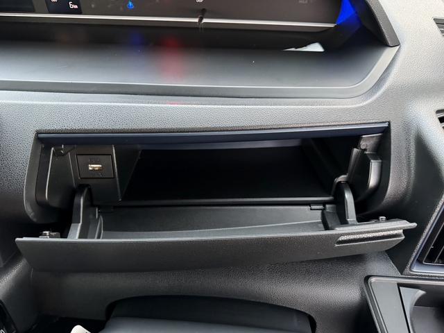 タント カスタムRS ディスプレイオーディオ 4WD 両側電動スライドドア クリアランスソナー 衝突被害軽減システム オートライト LEDヘッドランプ シートヒーター ベンチシート CVT 盗難防止システム ABS(28枚目)