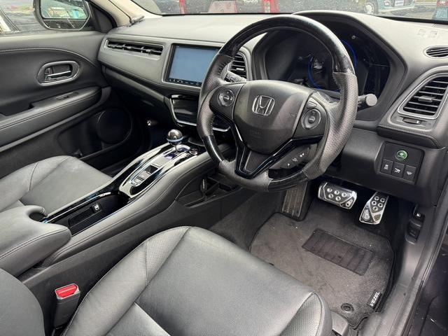 ヴェゼル ハイブリッドＸ　社外ナビ　シートヒーター　１６インチアルミホイール　エンジンプッシュスタート４ＷＤ　オートクルーズコントロール　衝突被害軽減システム　オートライト　ＬＥＤヘッドランプ　ＡＴ　盗難防止システム（18枚目）