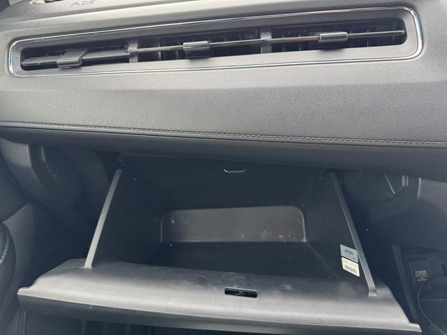 ヴェゼル ハイブリッドＸ　社外ナビ　シートヒーター　１６インチアルミホイール　エンジンプッシュスタート４ＷＤ　オートクルーズコントロール　衝突被害軽減システム　オートライト　ＬＥＤヘッドランプ　ＡＴ　盗難防止システム（28枚目）